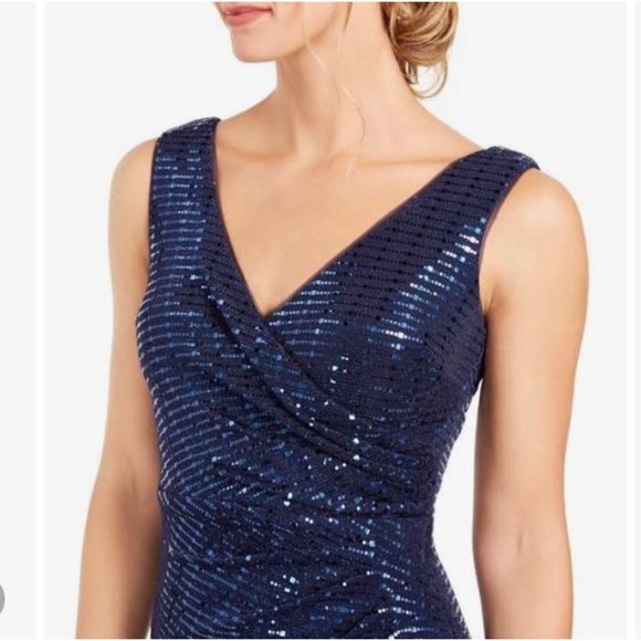 Women's Betsey & Adam Navy Blue Evening Sequin Gown ( 4 ) - Picture 2 of 10